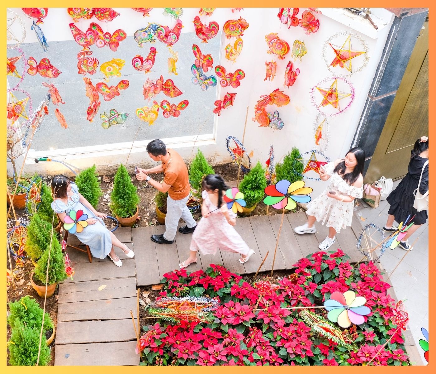 khong-gian-trung-thu-2025-thu-hut-gioi-tre-check-in